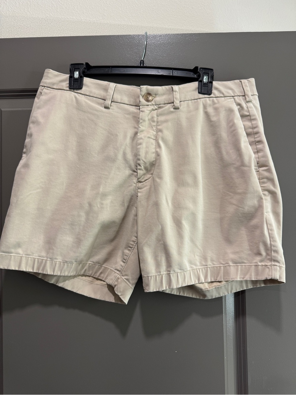 Express 6" Comfort Waist Hyper Stretch Slim Chino Shorts - Men’s